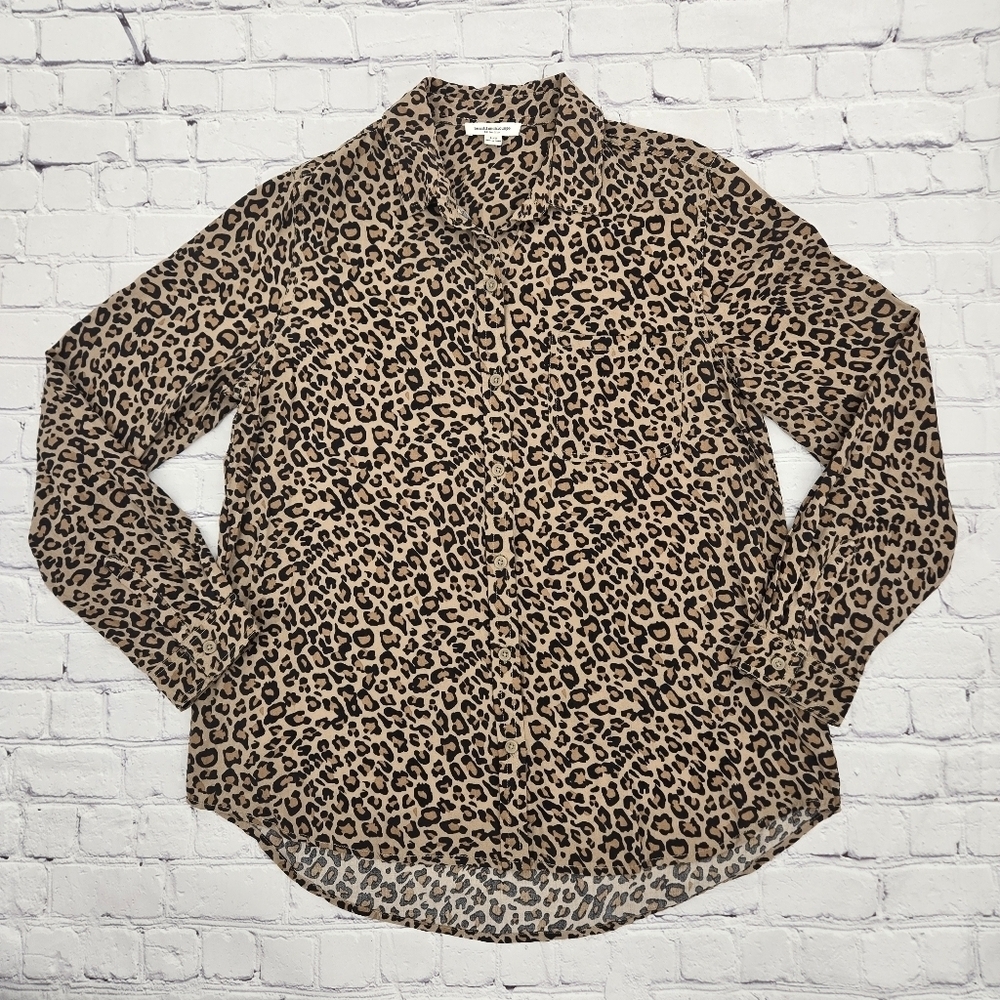 Beach lunch lounge Leopard Print Women's Lounge Shirt